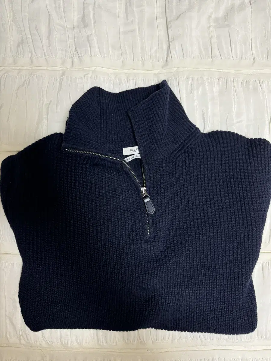 All-Xen Cashmere Blend Zipper Knit