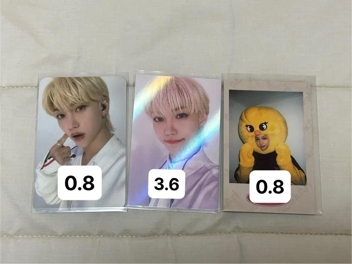 [price reduced through the weekend] skz felix photocard