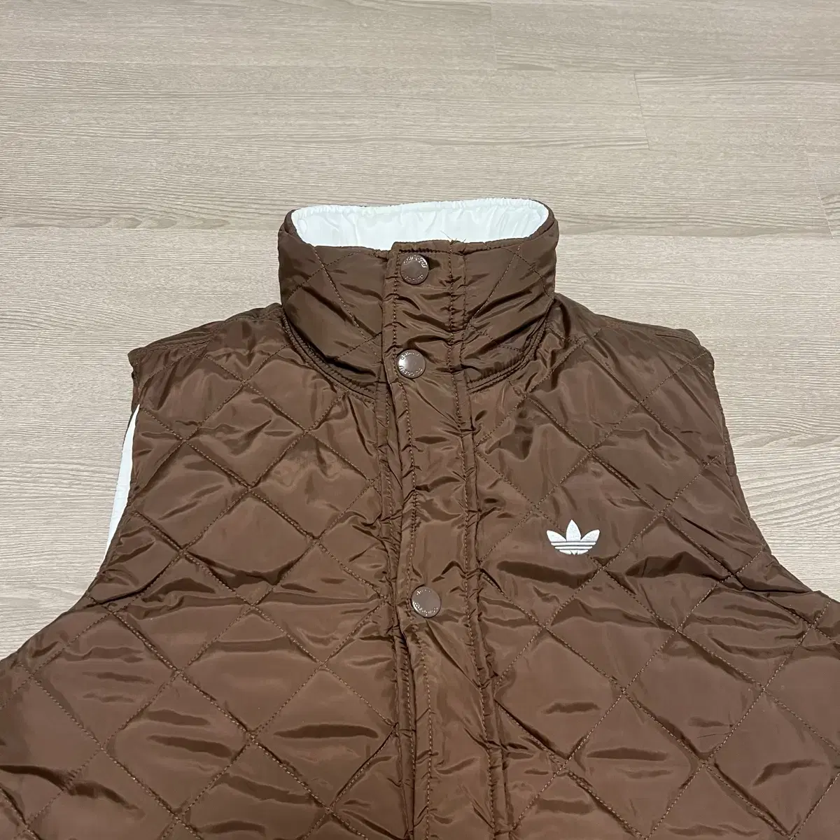 [90]Adidas Padded Vest Brown