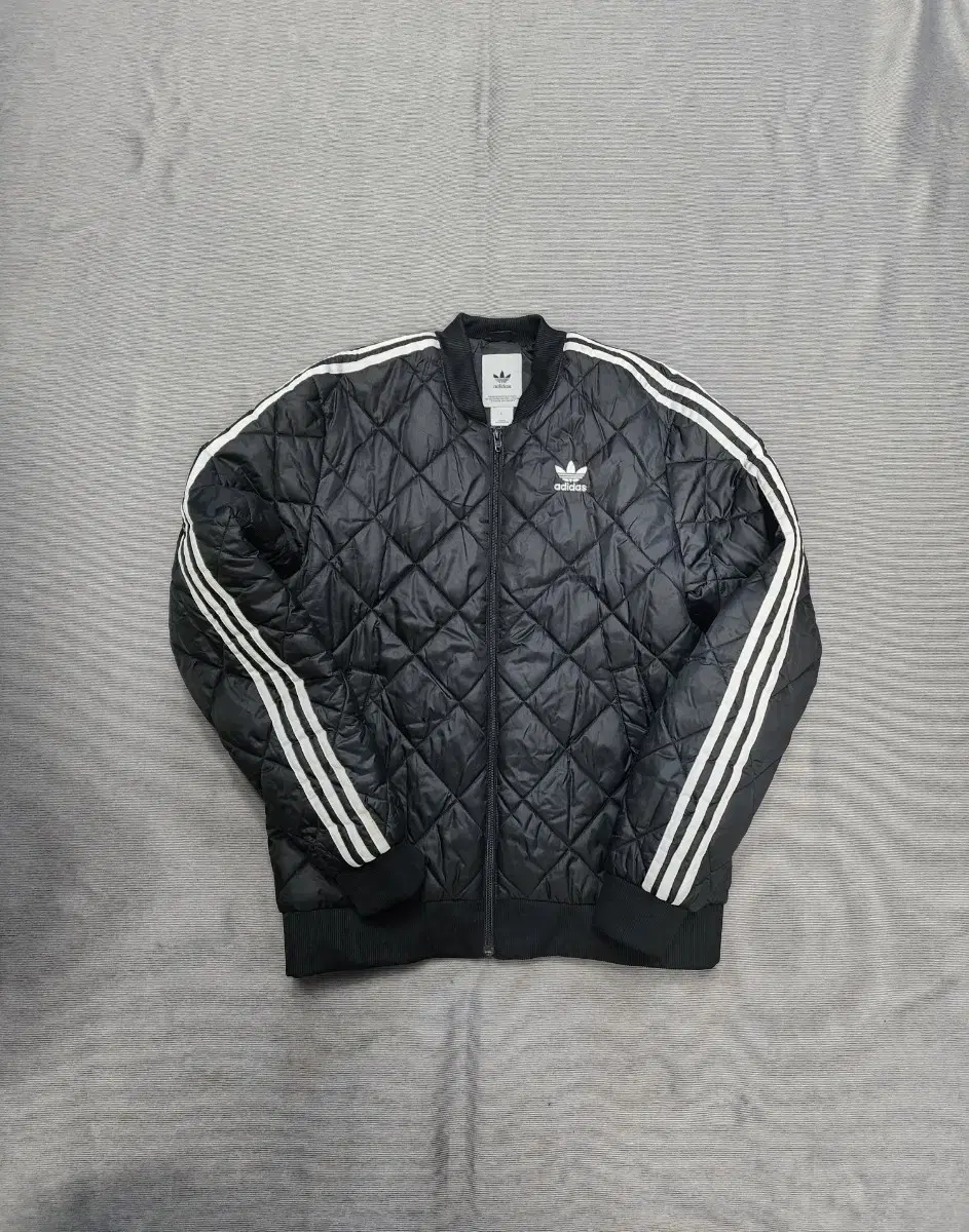 adidas Quilted Jacket size L