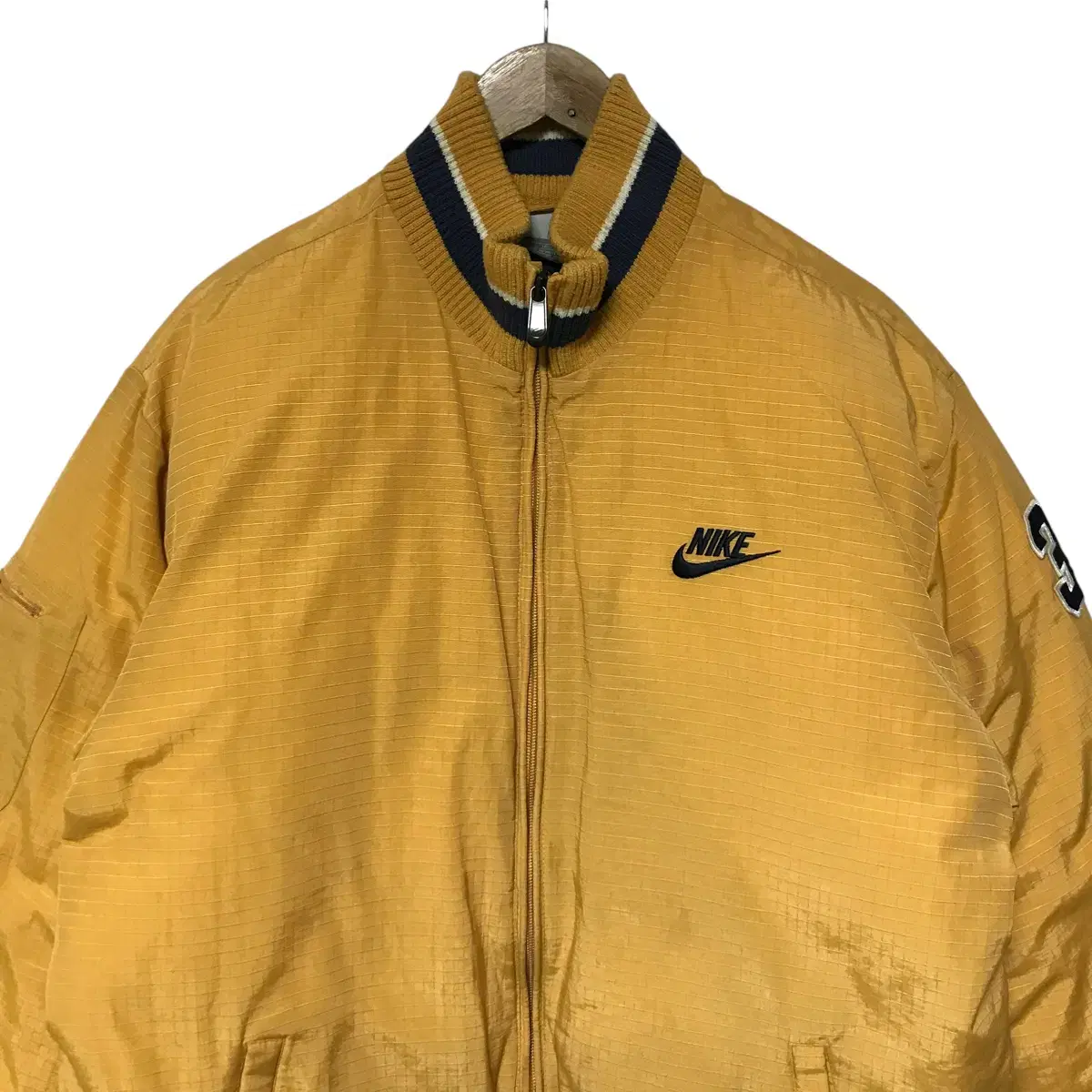 Nike 90s Japanese Duck Padded Jumper