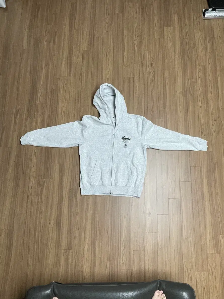 Stussy worldtour hooded up L