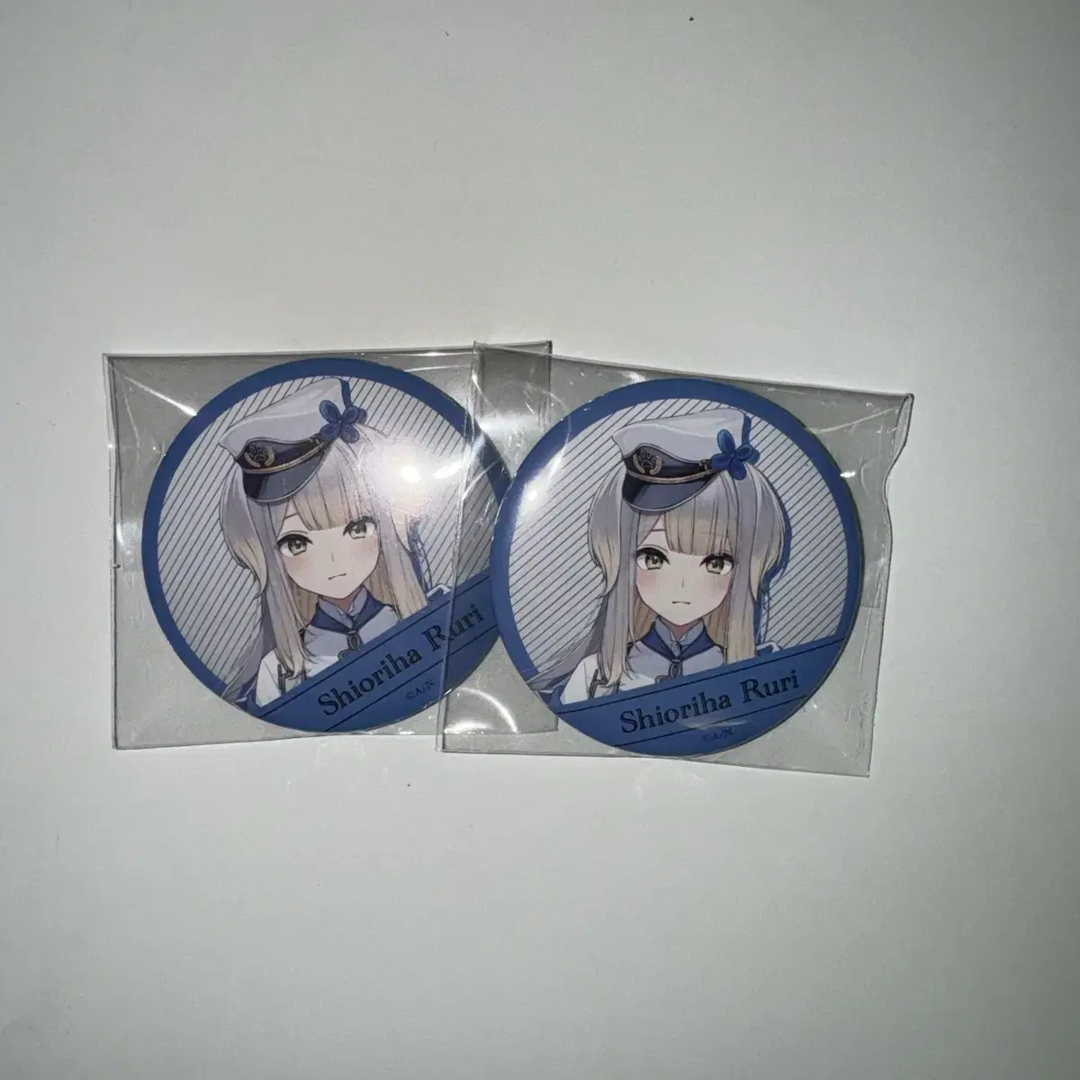 NIJISANJI Shioriha Ruri Welcome Badge