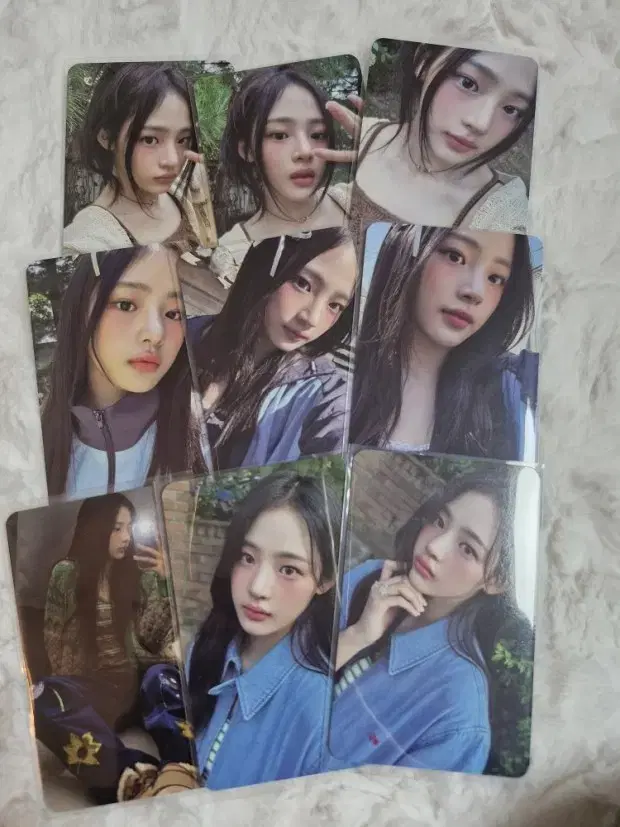 New Jeans minji 2024 seasons greetings Photocards bulk I sell them.