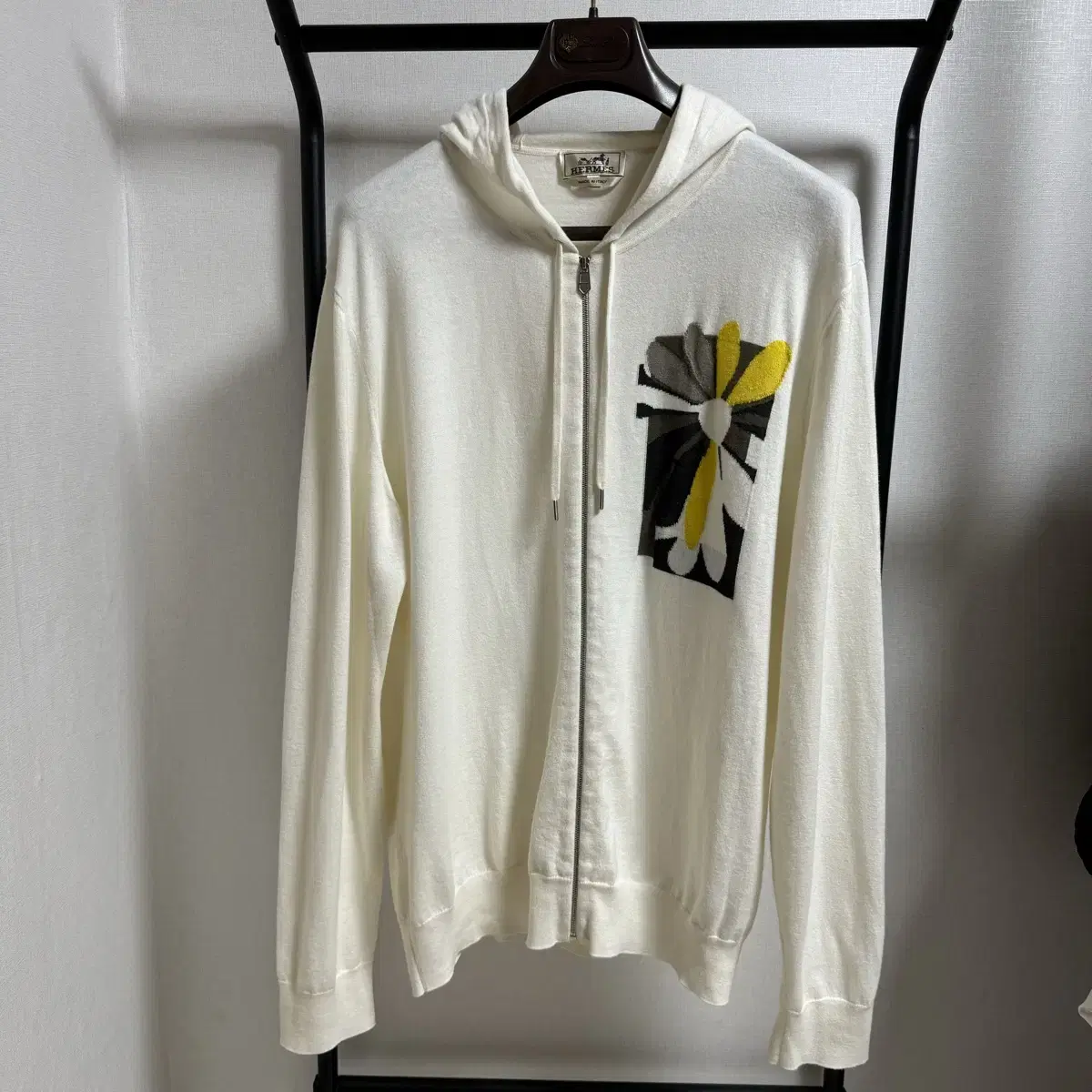 Hermès Hooded zip-up floral embroidery in white