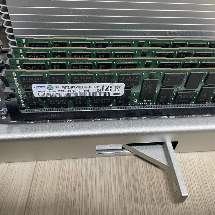 2012년 Mac Pro 5,1 맥프로 CPU tray 트레이