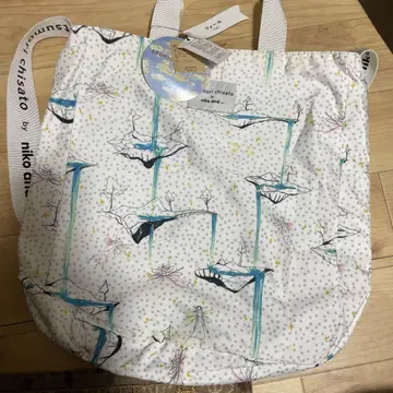 니코앤드 츠모리치사토콜라보레이션 토트백 가을