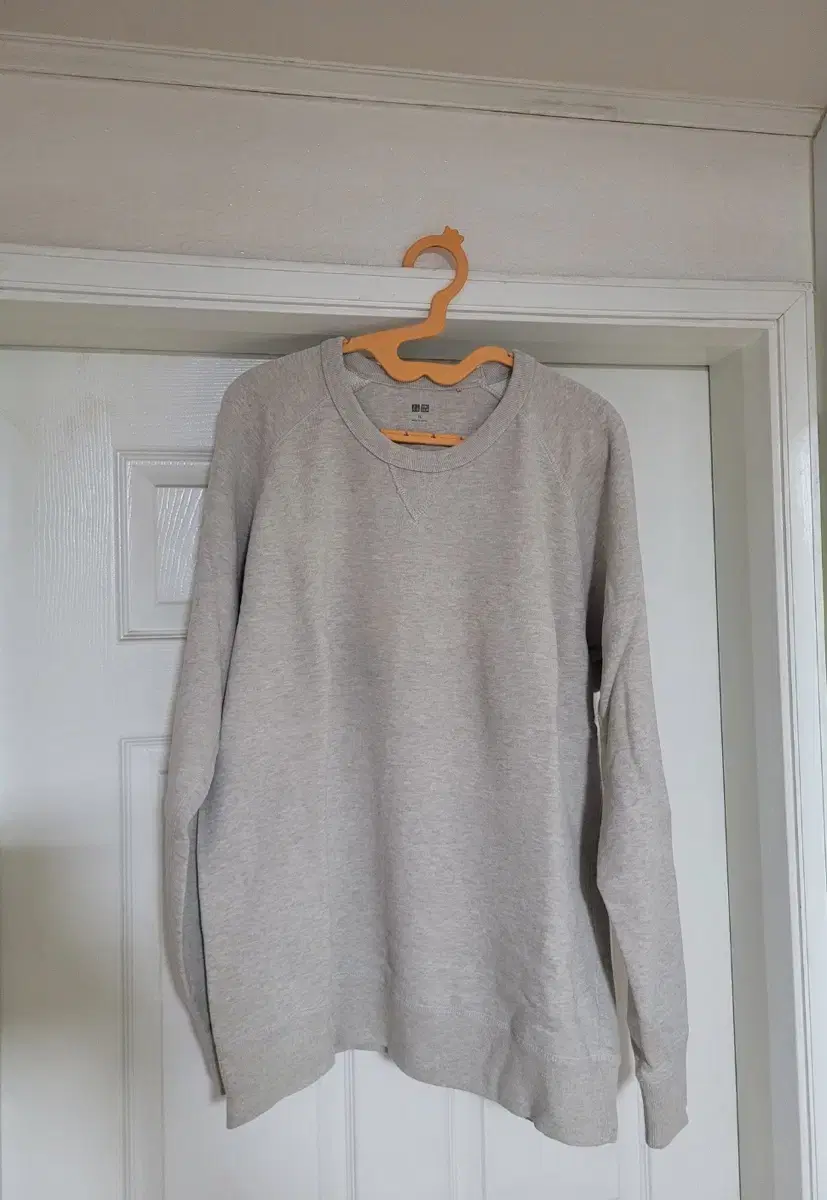 Uniqlo Men's Sweatshirts (105)