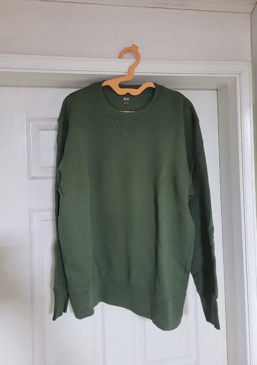 Uniqlo Men's Sweatshirts (105)