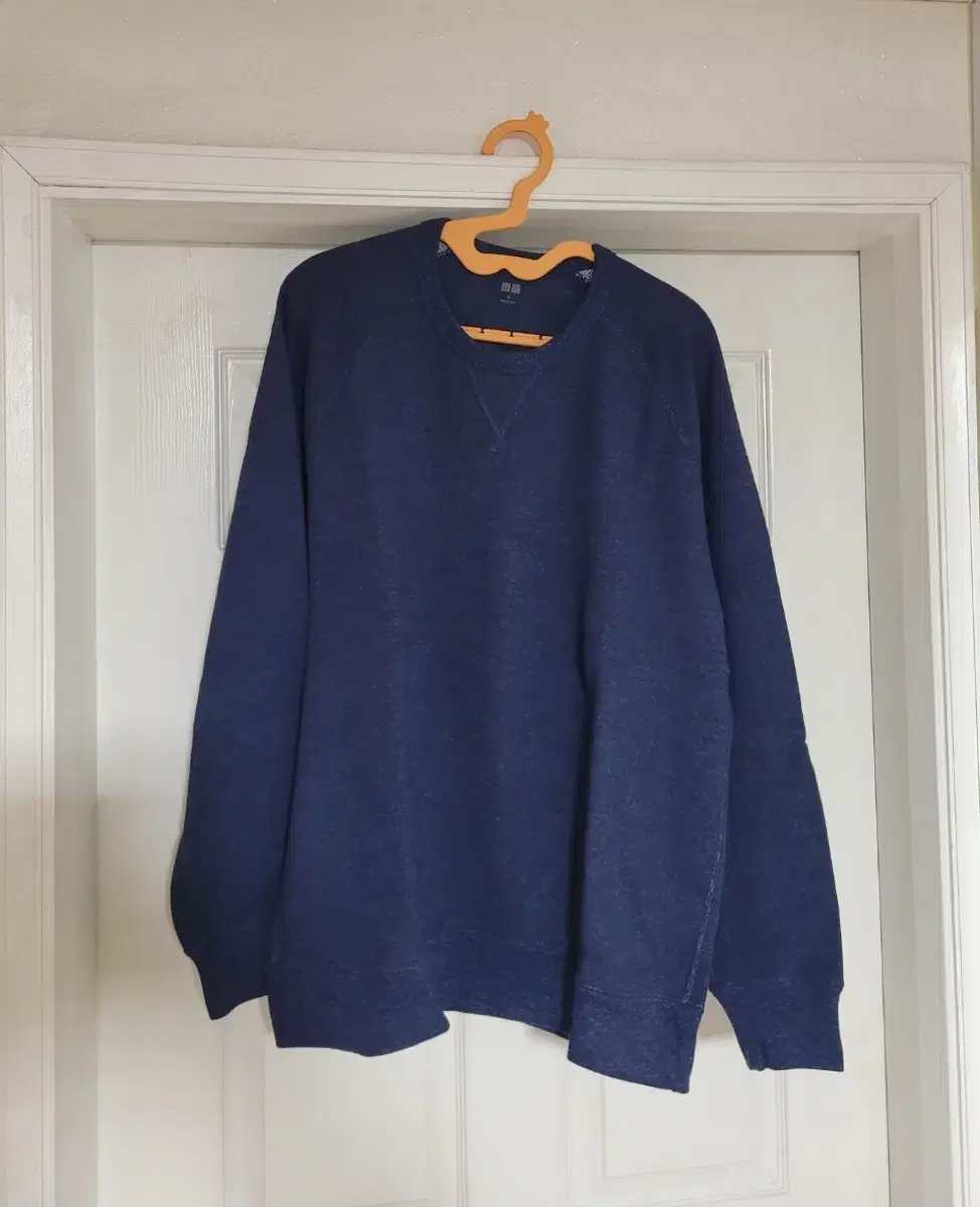 Uniqlo Men's Sweatshirts (105)