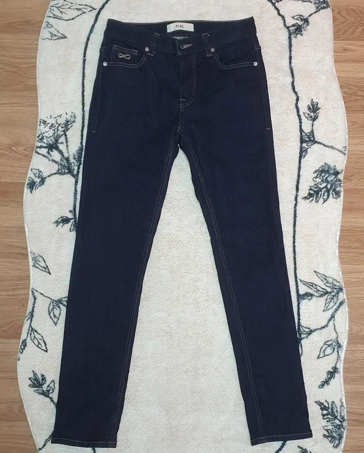 30 Flaxen Berlin Denim Raw Edge Jeans