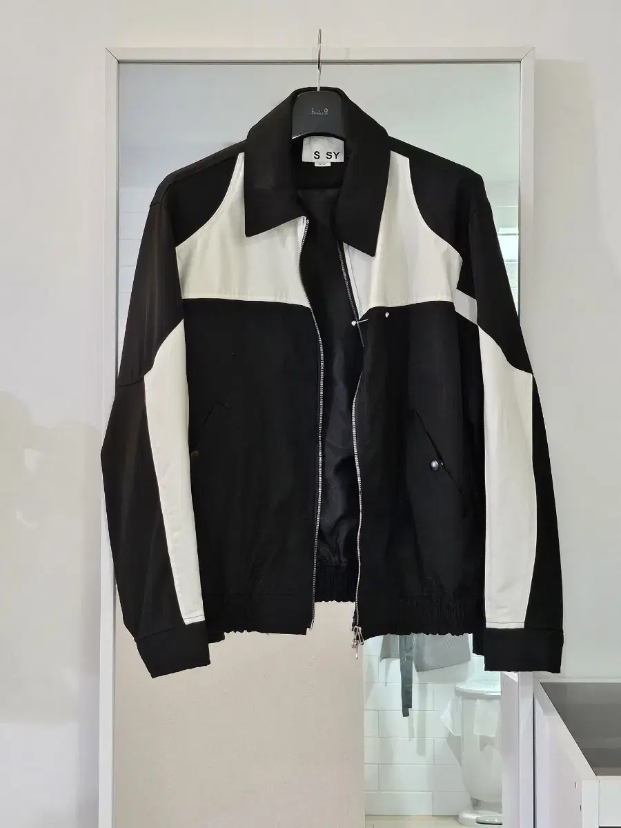 SSY Biker Jacket sells size L