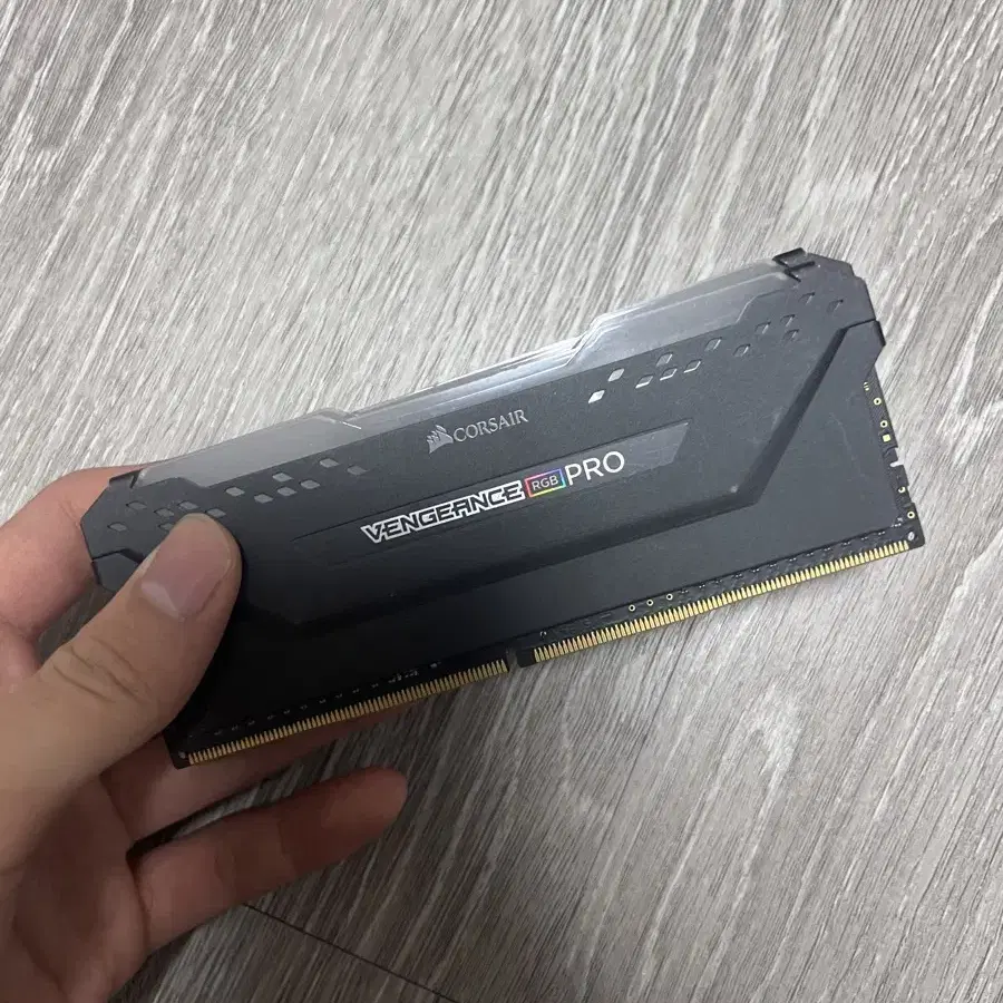 지스킬 커세어 ddr4 xmp램