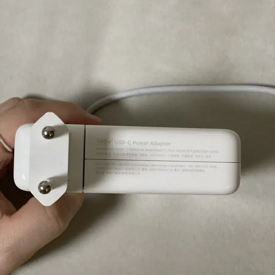 애플 맥북 어뎁터 Apple USB-C 파워 어댑터 140W  충전기