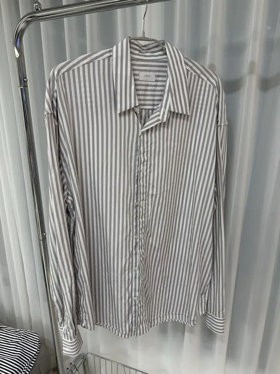 Coors Overfit Striped Shirt L Gray