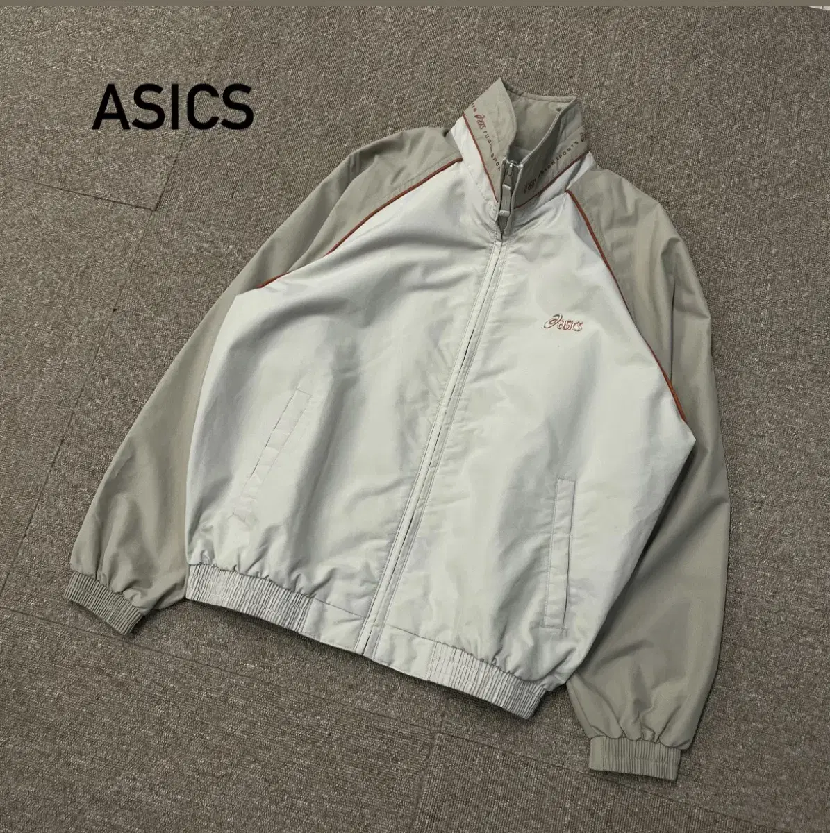 [95] Asics Windbreaker