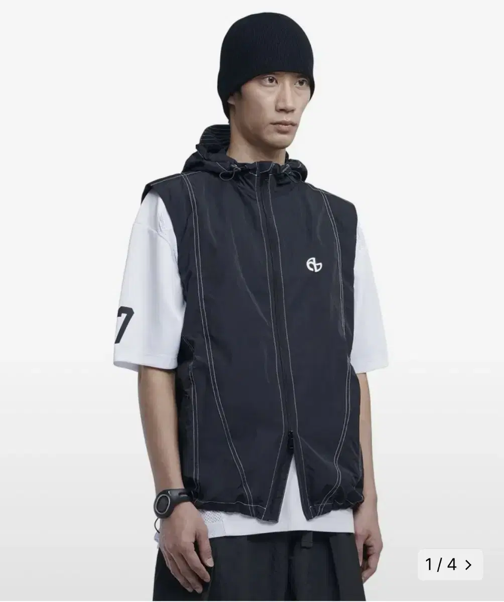 [새상품] 노매뉴얼 nylon hooded vest 조끼 베스트