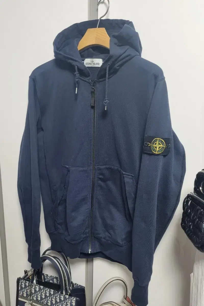 Genuine) Stone Island Waffen Hoodie Zip Up