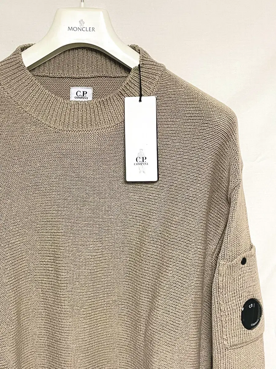 [110,New] CP Company Sand Beige Ren Pocket Bulky Knit C.P. Company