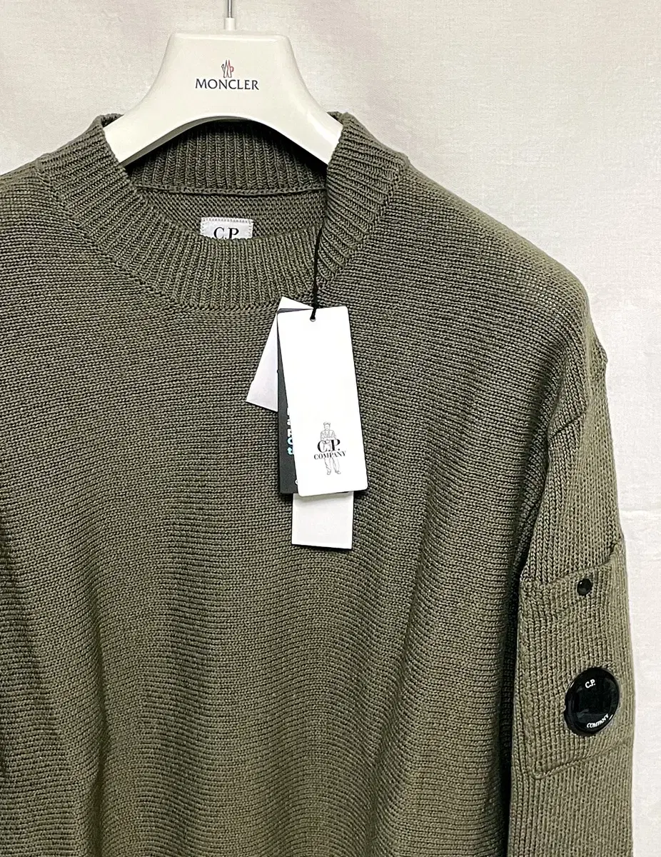 [110,New] CP Company Bulky Knit Olive Khaki Ren Pocket