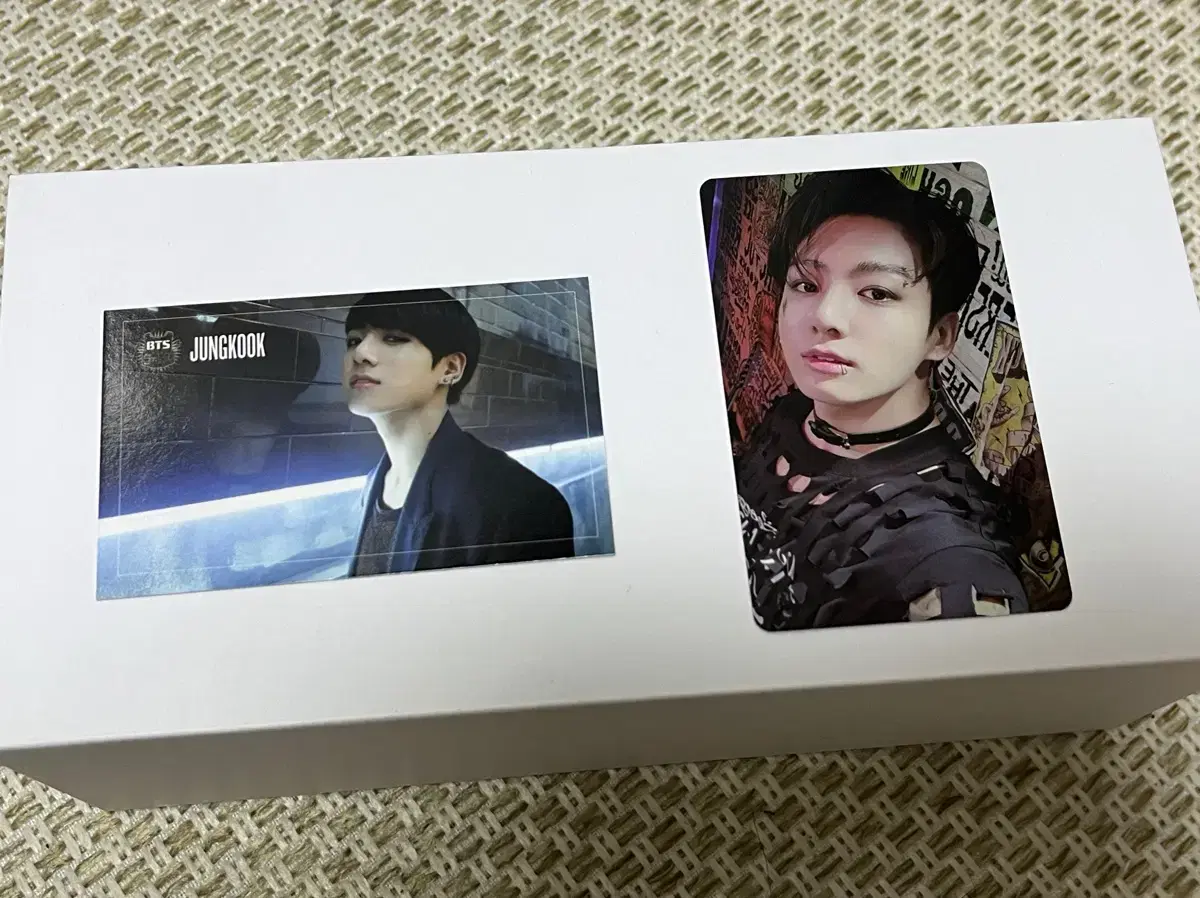 Jungkook photocard danger dark&wild / 2022 seasons greetings