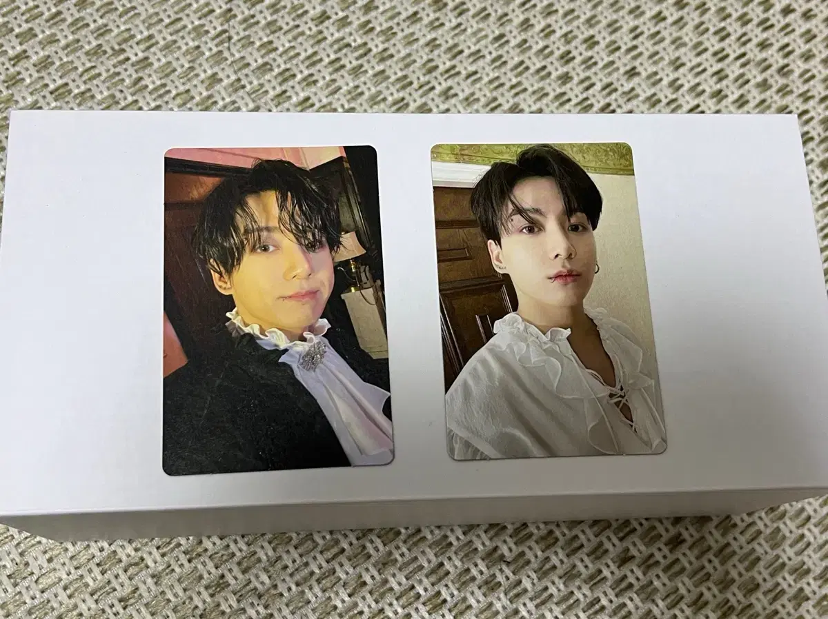 Jungkook pictorial me,myself photocard sells