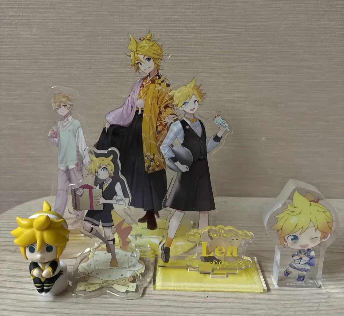 Vocaloid Kagamine ren acrylic, minifigures bulk goods to sell