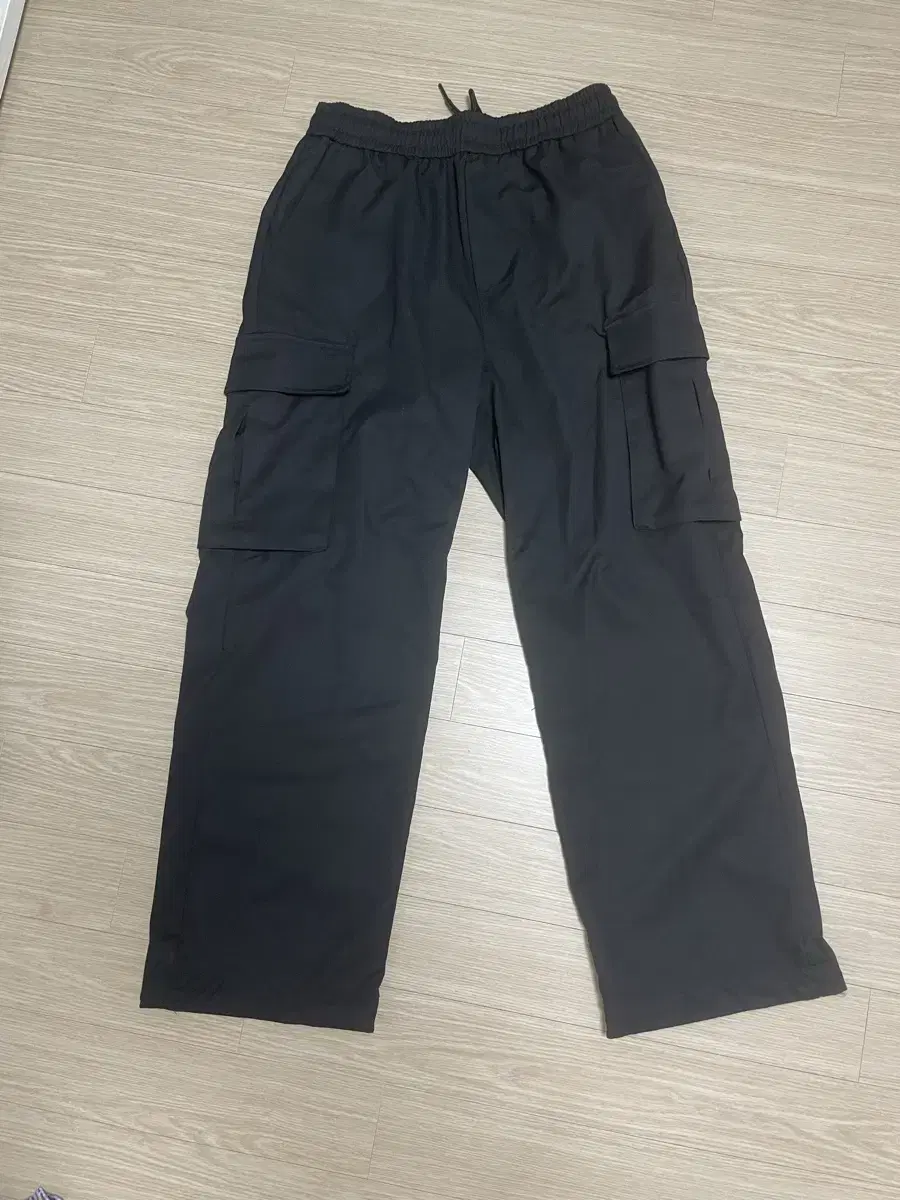 Spao Cargo Pants