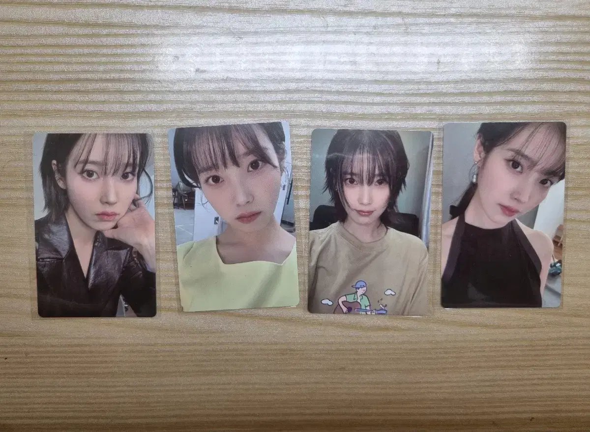 IU 2024 season's greetings Photo Card