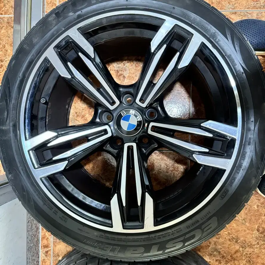 BMW 중고 18인치 휠타이어