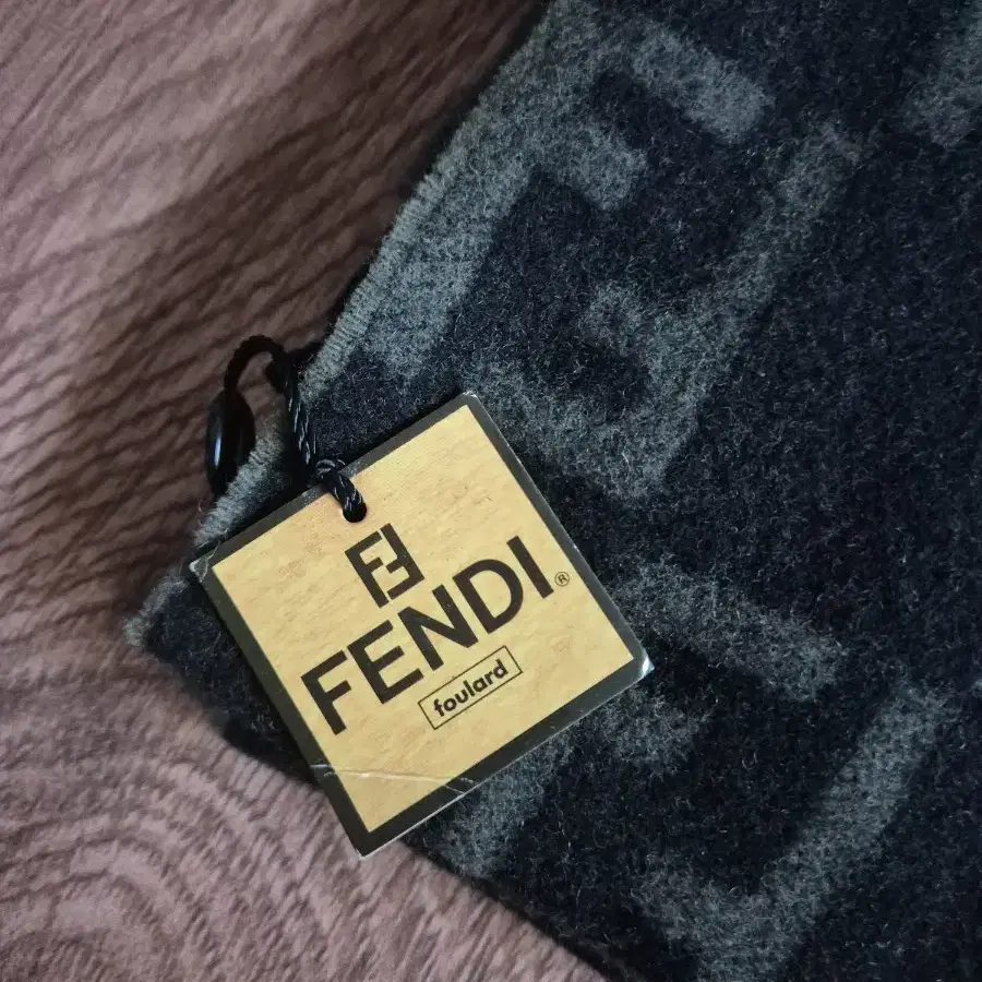 Fendi 펜디 FF zucca 패턴 리버시블 머플러