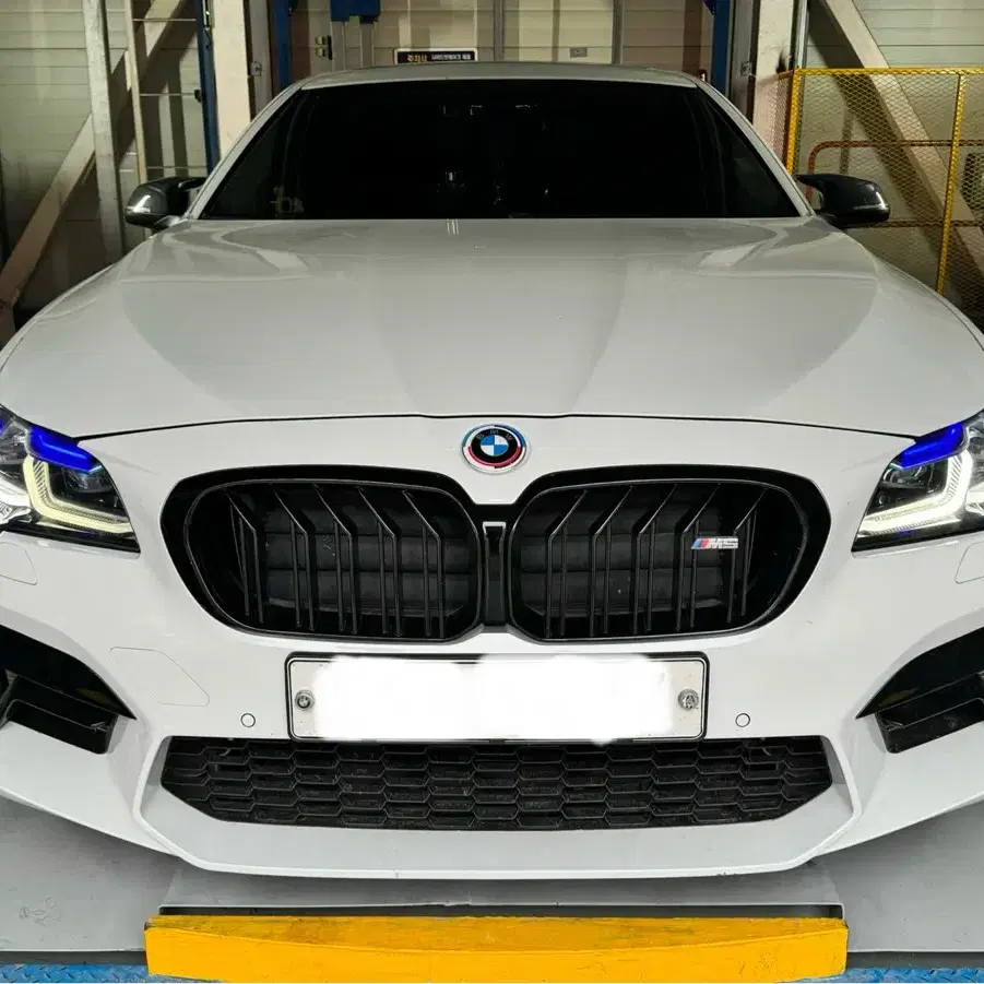 BMW F10 신형 레이저st. 헤드라이트