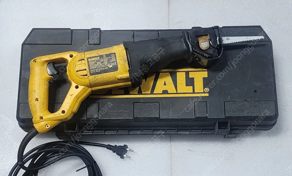 컷소 (디월트 DEWALT DW 304) 중고