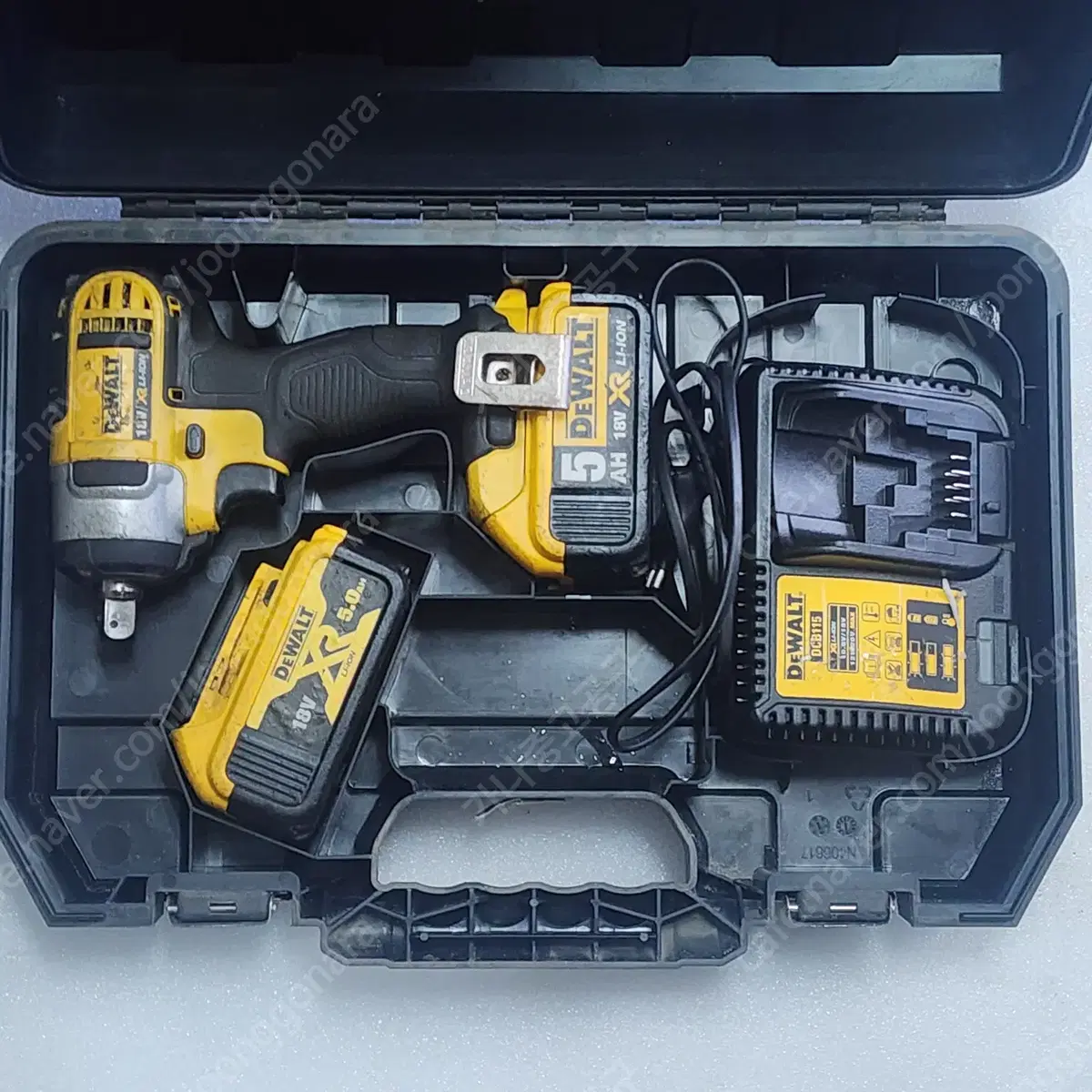 임팩렌치(디월트 DEWALT/ DCF 880) 중고