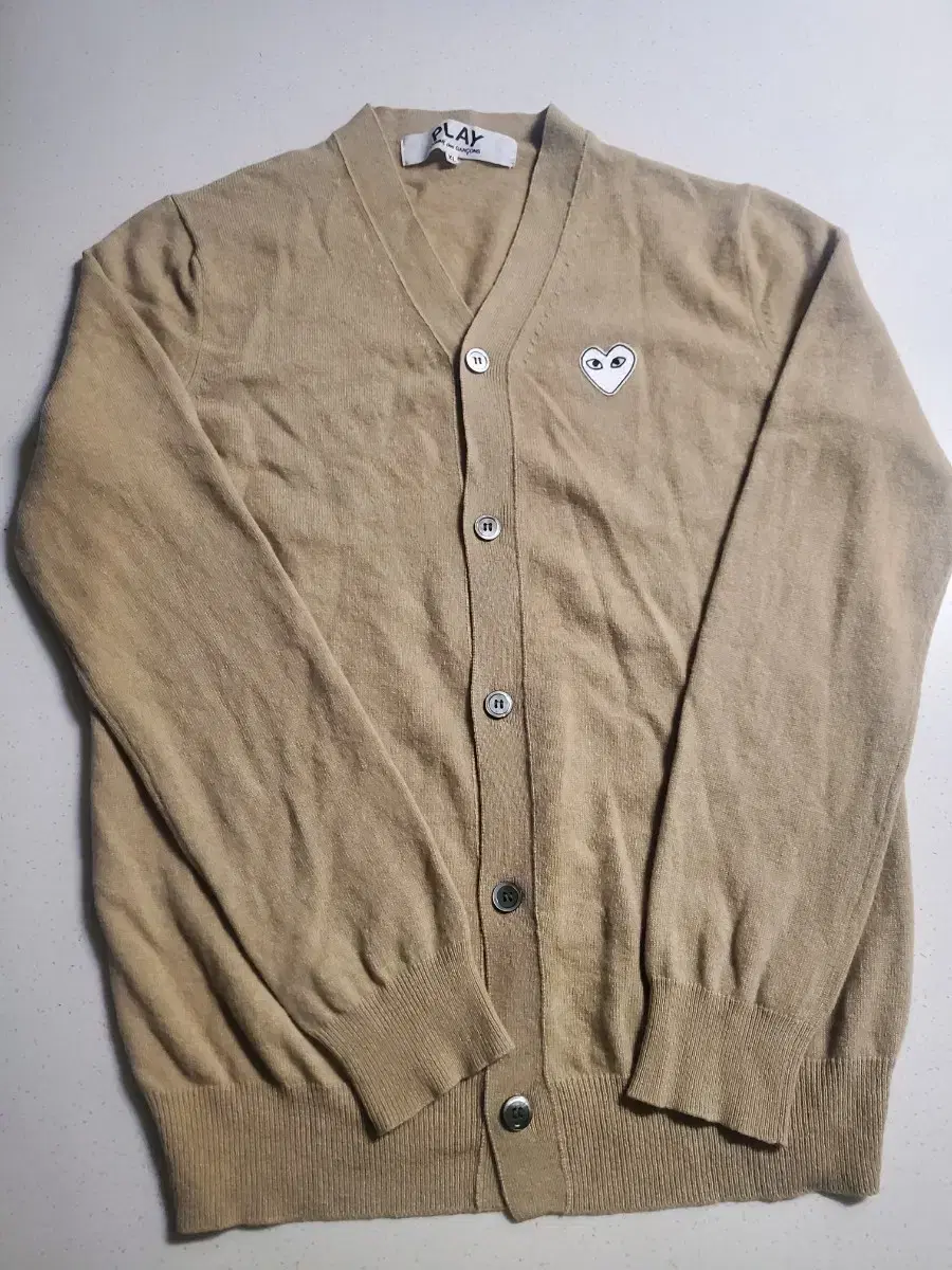 [XL]Comme des Garçons Song White and Pen Beige Cardigan