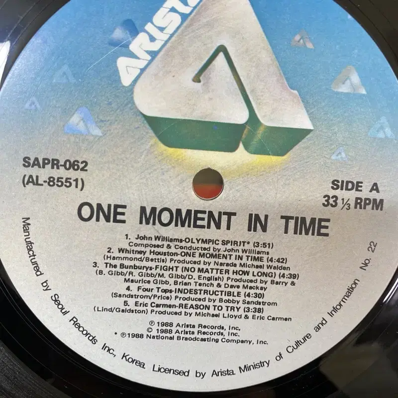 ONE MOMENT IN TIME LP / AA6302