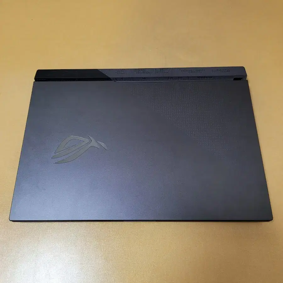 ASUS Q713QR-HG030