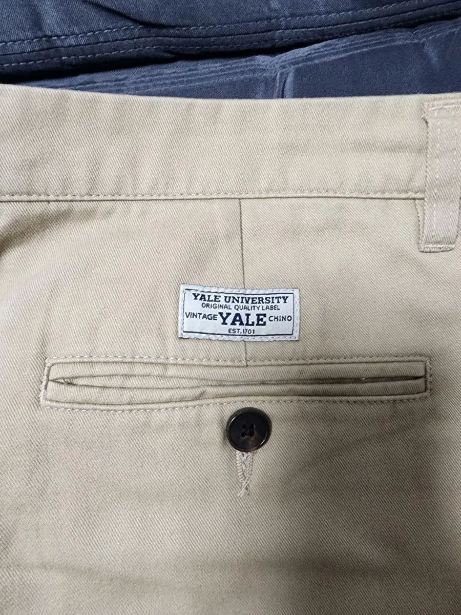 Yale Premium Vintage One-Tuck Regular Chino Pants XXL