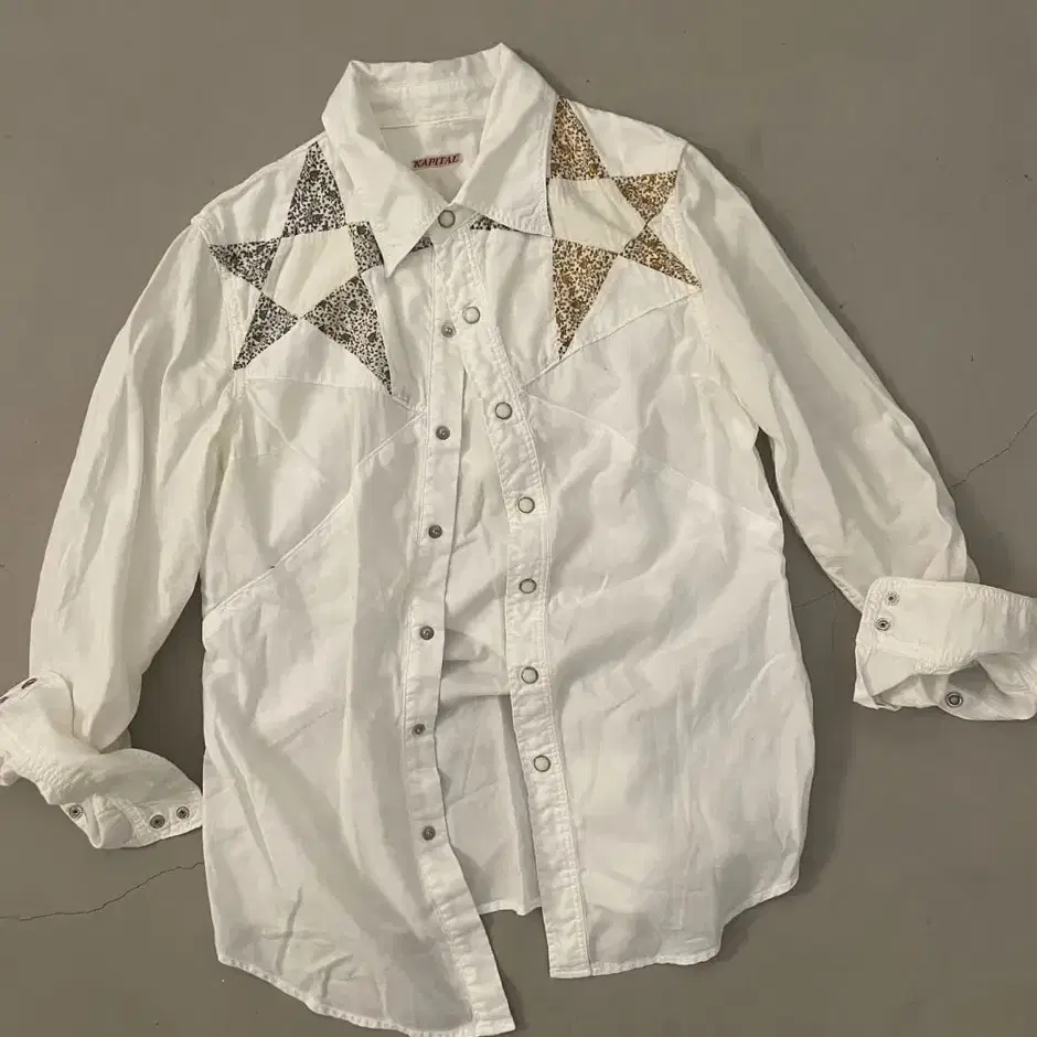 KAPITAL star patch shirt