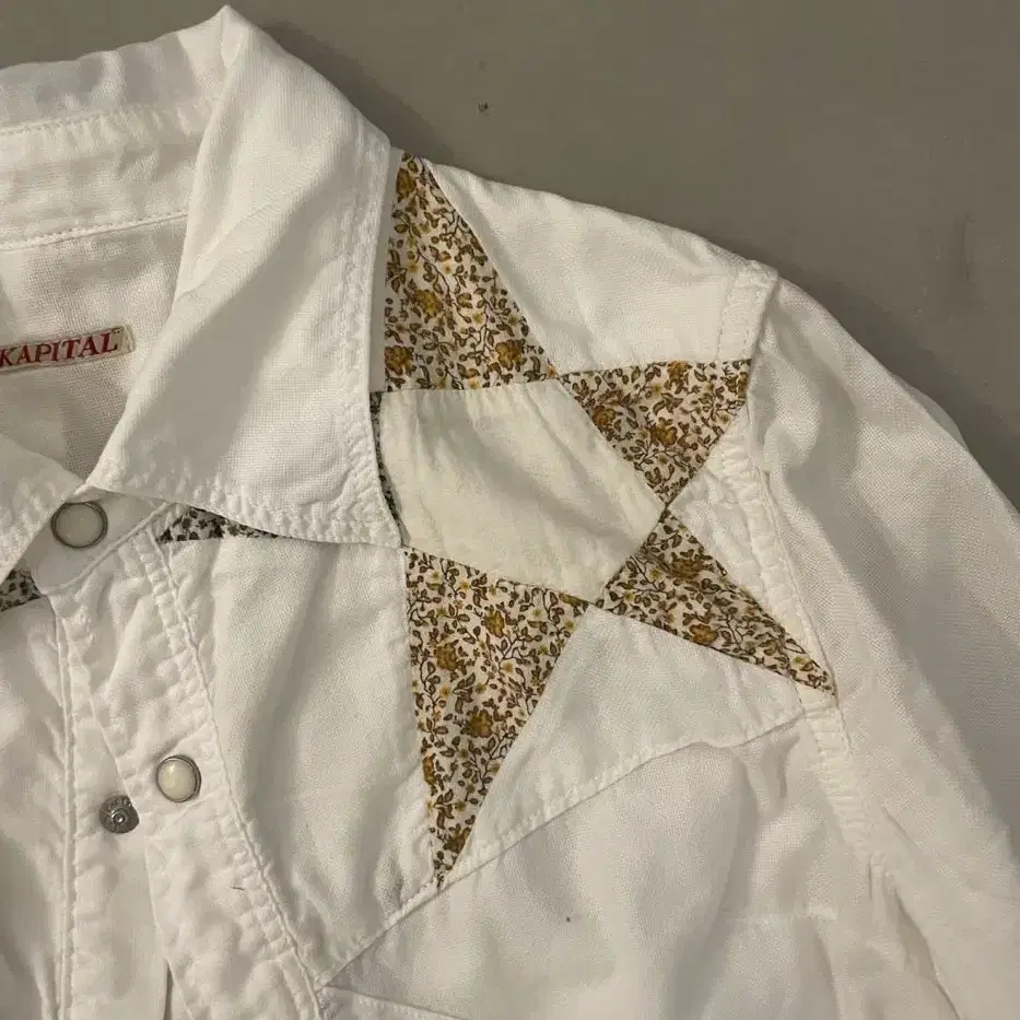 KAPITAL star patch shirt