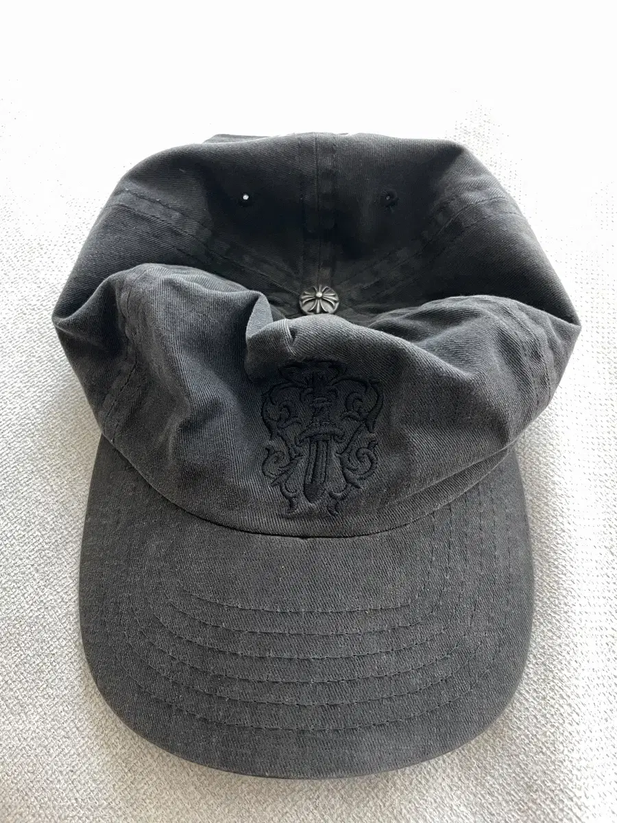 Chrome Hearts 90s Archive Dagger Ballcap