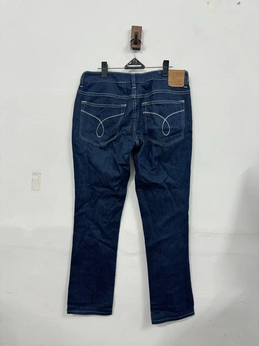 (31-32) Calvin Klein Denim Jeans