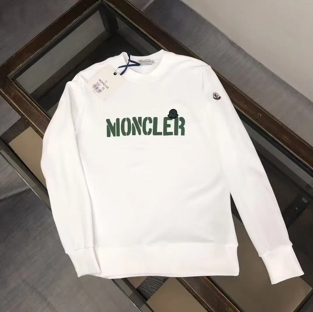 Moncler White Round Top