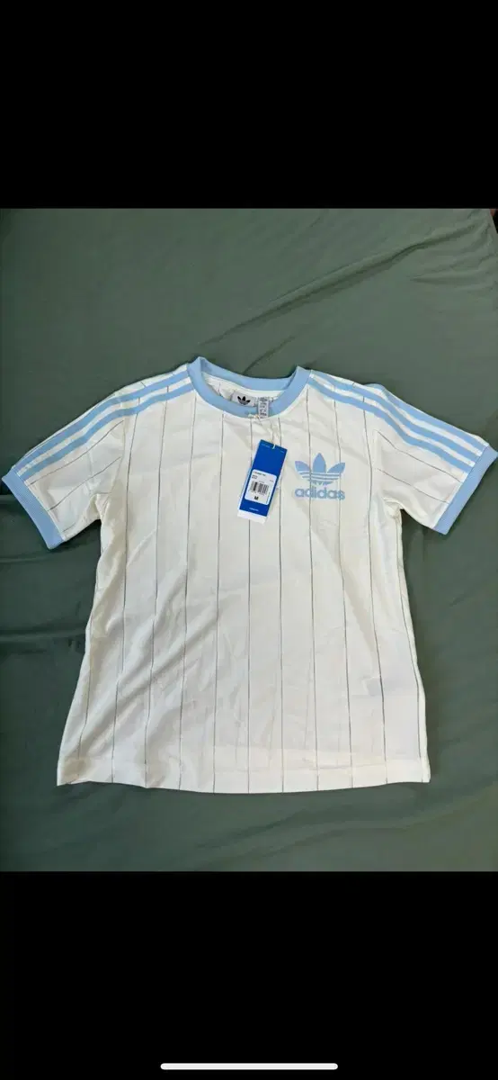 adidas 3stripe white tee