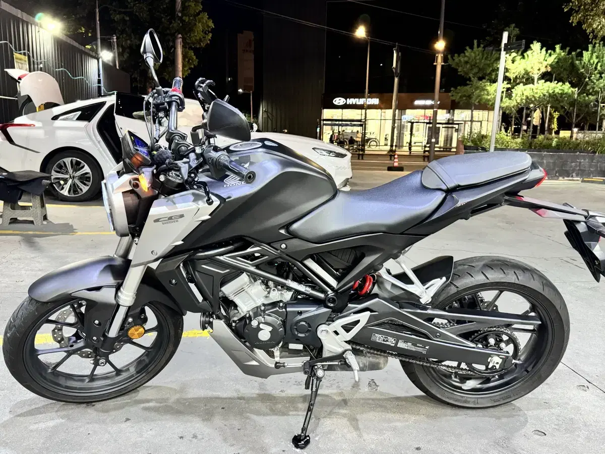 [서울 강북]혼다 CB125R 2020년식 7,200km 짧은 키로수