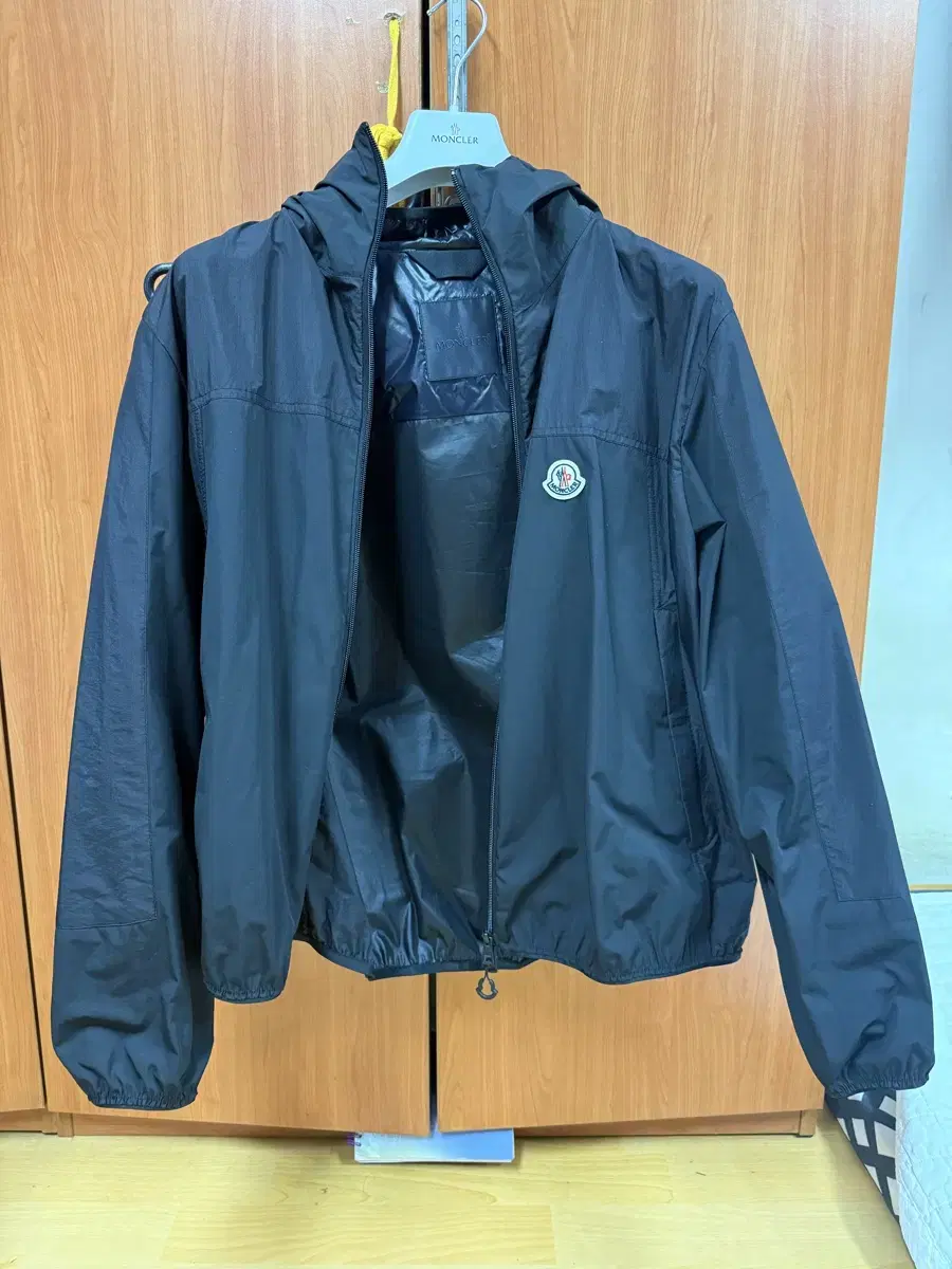 Moncler Kona Windbreaker Black 24FW