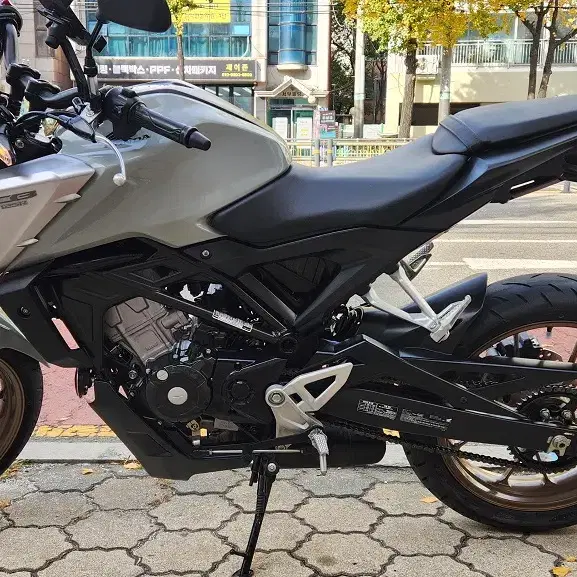 CB125R 완전그림입니다.정비완료품.바로타시면됩니다.