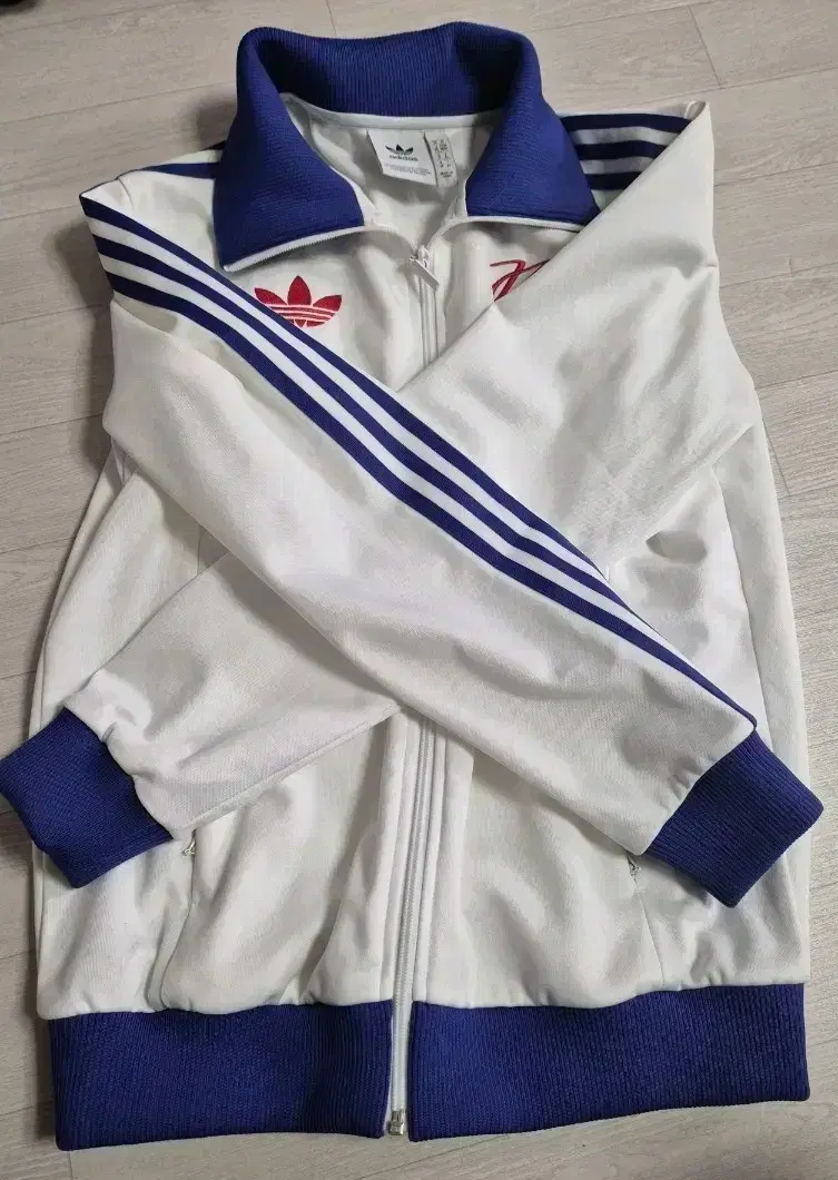 Bellingham Adidas jersey *Quick sale*.