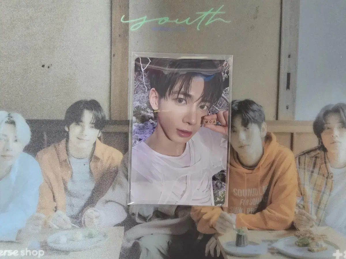 Tomorrow X Together txt Sanctuary Savers taehyun WTS