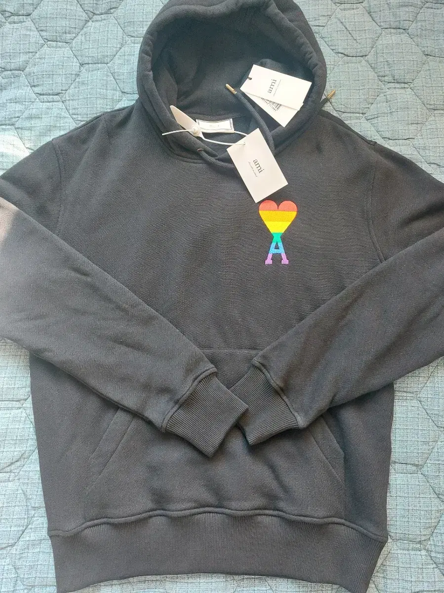 (TAKPO) New arrival Army Rainbow Big Heart Hoodie size M